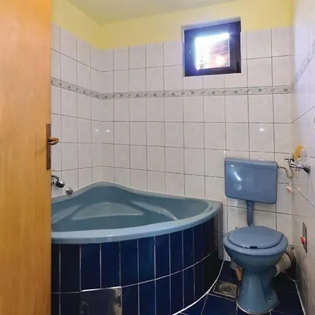 Two-bedroom 1 Apartament